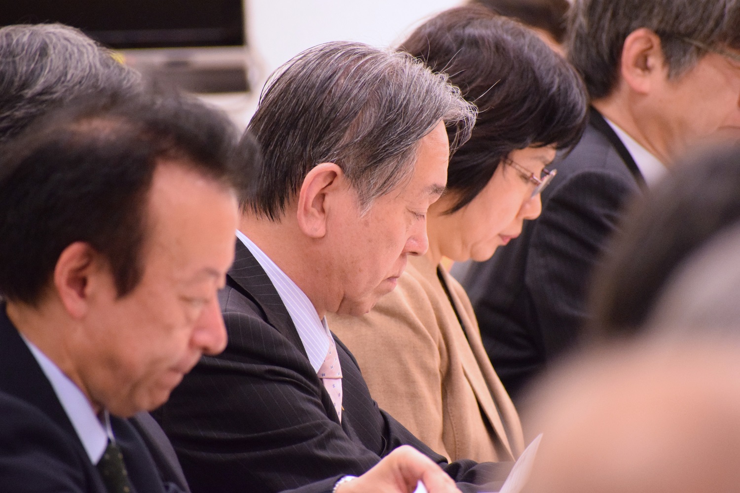半田会長(画像中央)