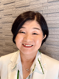 常務理事　板倉尚子