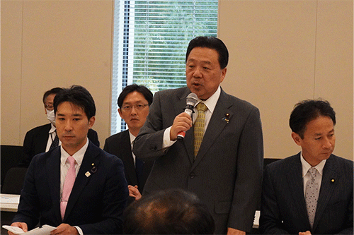 理解を示す公明党佐藤英道議員