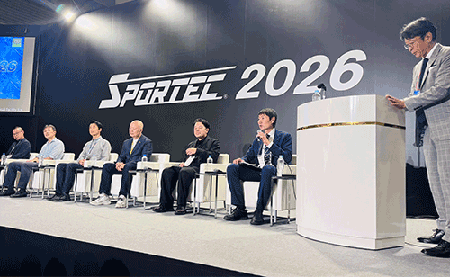 セミナーの総合討論で質問に応じる佐々木嘉光副会長