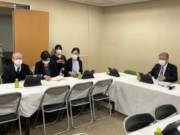 第4回リハビリテーションに関する小委員会の様子