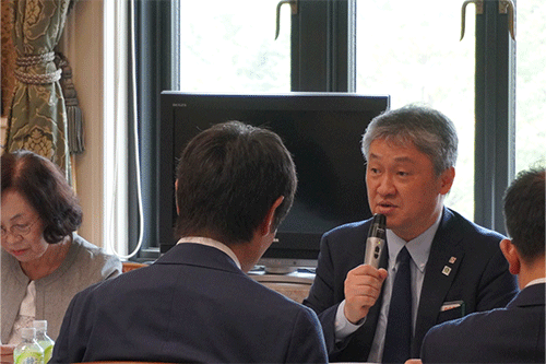 現状と課題について説明する斉藤秀之会長